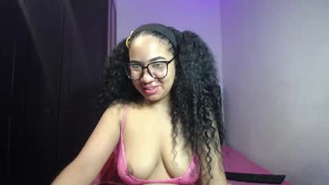 kristynsmith20 online show from 9, 9, 2025