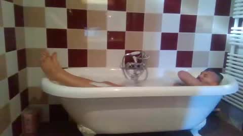 Snapshot of krisu1976 chatting on 2, 2, 2025 krisu1976 online show from 2, 2, 2025