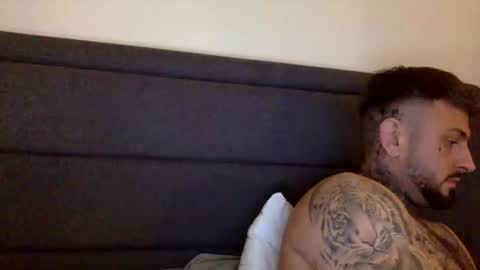 krxt13 online show from 27, 10, 2025