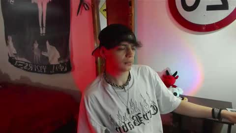 Snapshot of krye_x chatting on 23, 9, 2025 Zack online show from 23, 9, 2025