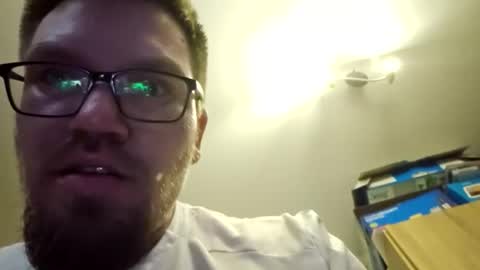 Snapshot of kryptoni18435 chatting on 13, 1, 2026 Tommy online show from 13, 1, 2026