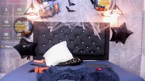 Snapshot of krystal_taylor23 chatting on 28, 10, 2025 Kystal Taylor online show from 28, 10, 2025