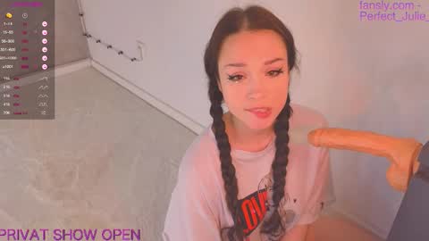  MY NAME IS JULIA  TO SEE MORE 18 CONTENT YOU CAN SUBSCRIBE TO  FANSLY -  online show from 31, 10, 2025