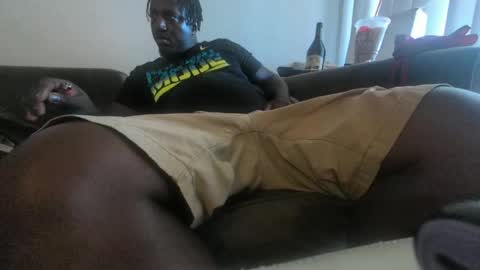 Snapshot of kushgod711 chatting on 28, 11, 2025 kgbbc9 online show from 28, 11, 2025