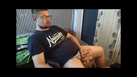 Snapshot of kwiatkowski9808 chatting on 21, 9, 2025 kwiatkowski9808 online show from 21, 9, 2025