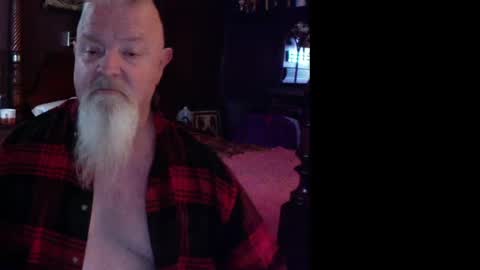 Snapshot of kyhgihntight chatting on 2, 1, 2025 Nick Nude Celt KYHighNTight online show from 2, 1, 2025