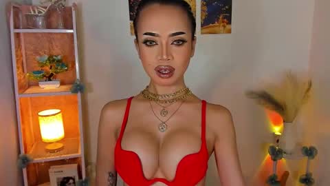 Snapshot of kylagoddess chatting on 19, 11, 2025 YoungMisstressKyla not into cheap online show from 19, 11, 2025