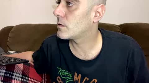 kyle67527 online show from 27, 12, 2024