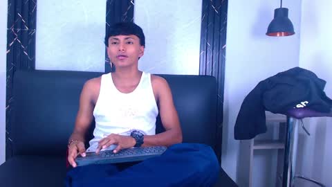 Snapshot of kyle_dimons chatting on 1, 4, 2026 Kyle Dimons online show from 1, 4, 2026