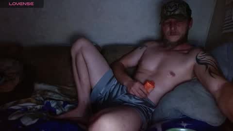 Kyle chat online show from 4, 12, 2025