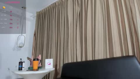 Snapshot of kyledoom chatting on 17, 12, 2025 KyleDoom online show from 17, 12, 2025