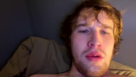 Snapshot of kylelovepussy69 chatting on 4, 3, 2025 kylelovepussy69 online show from 4, 3, 2025