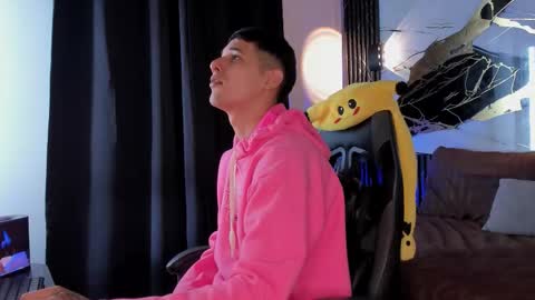 kylesmithx_ online show from 15, 12, 2025