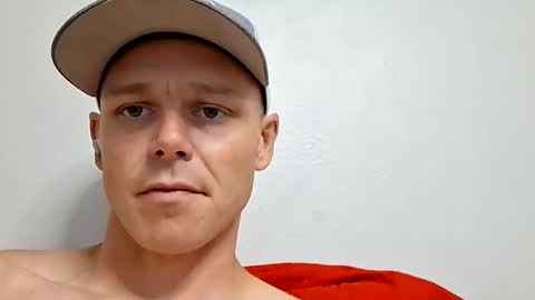 Snapshot of kylespade727 chatting on 2, 10, 2025 Thickcock813 online show from 2, 10, 2025