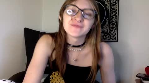 Kylianna online show from 23, 9, 2025