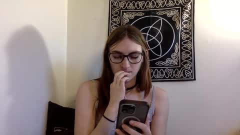 Kylianna online show from 11, 11, 2025