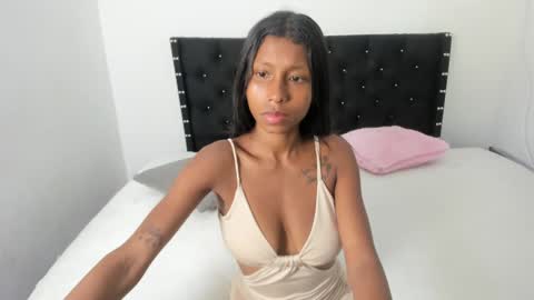 kylie_hot34 online show from 10, 2, 2025