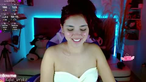 k ylie online show from 3, 10, 2025
