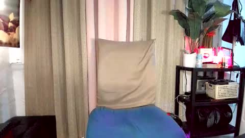 kylie online show from 10, 11, 2025