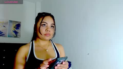 Snapshot of kylie_loveee chatting on 22, 10, 2025 Paola online show from 22, 10, 2025