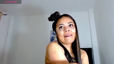 Snapshot of kylie_loveee chatting on 3, 12, 2025 Paola online show from 3, 12, 2025