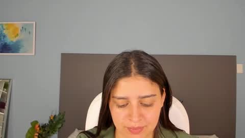 Kylie Reyes  online show from 14, 2, 2025