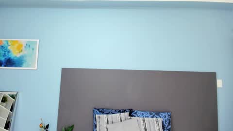 Kylie Reyes  online show from 21, 10, 2025