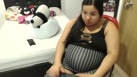 Snapshot of kylie_switch chatting on 20, 11, 2025 Instagram Kylie switch followme buy lovense here online show from 20, 11, 2025