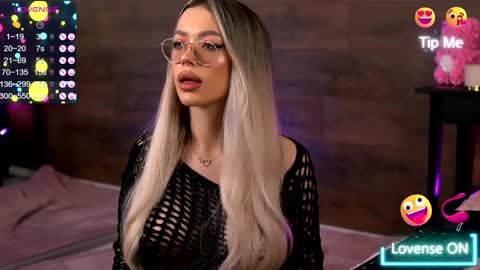 Kylie online show from 16, 12, 2024