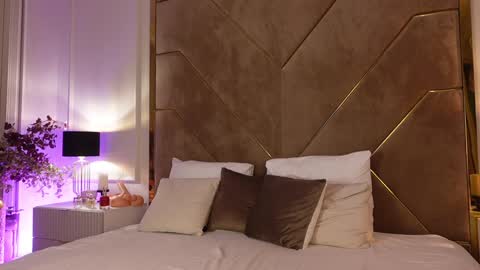 Kylie  online show from 27, 1, 2025