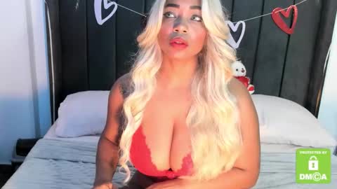 kylie white boobs online show from 10, 2, 2026