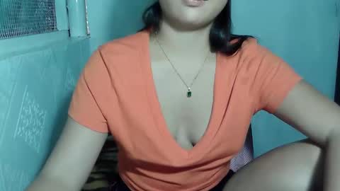 Snapshot of kyliexx98 chatting on 15, 2, 2026 kylie online show from 15, 2, 2026