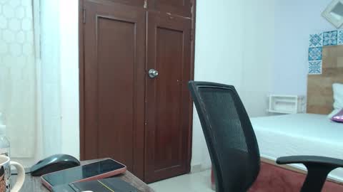 Kylie online show from 15, 12, 2025