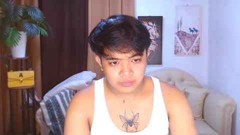 Snapshot of kyll_collins chatting on 5, 11, 2025 kyll_collins online show from 5, 11, 2025