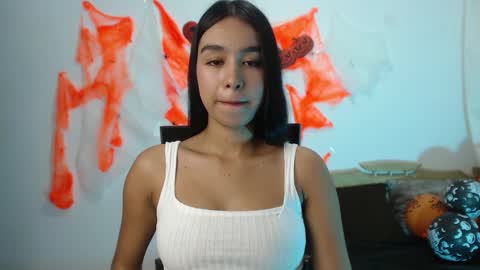 Snapshot of kyra_fox_ chatting on 22, 10, 2025 Kyra online show from 22, 10, 2025