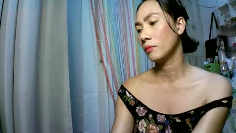 Snapshot of kyutshyne chatting on 4, 2, 2025 kyutshyne online show from 4, 2, 2025