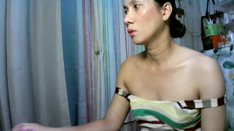 Snapshot of kyutshyne chatting on 19, 2, 2025 kyutshyne online show from 19, 2, 2025