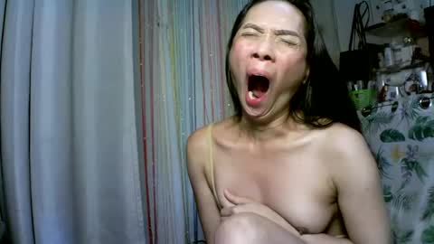 Snapshot of kyutshyne chatting on 22, 2, 2025 kyutshyne online show from 22, 2, 2025