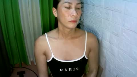 Snapshot of kyutshyne chatting on 25, 11, 2025 kyutshyne online show from 25, 11, 2025