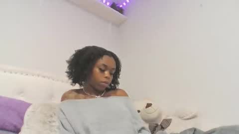 Snapshot of l11byy chatting on 20, 10, 2025 Preshh online show from 20, 10, 2025