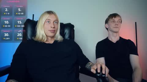 Snapshot of l_adonis_l chatting on 23, 10, 2025 Adonis online show from 23, 10, 2025