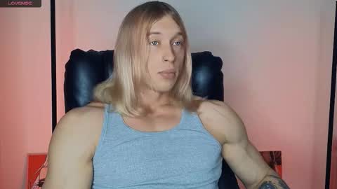 Snapshot of l_adonis_l chatting on 17, 12, 2025 Adonis online show from 17, 12, 2025