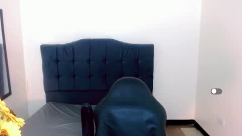 AriSaray online show from 11, 1, 2025