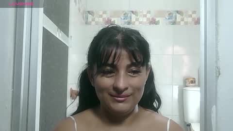 Snapshot of la_wuaifu1 chatting on 8, 11, 2025 la_wuaifu1 online show from 8, 11, 2025