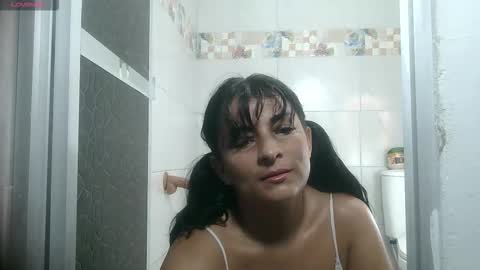 Snapshot of la_wuaifu1 chatting on 15, 11, 2025 la_wuaifu1 online show from 15, 11, 2025