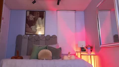 Cris  online show from 26, 12, 2024