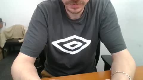 Snapshot of labelette007 chatting on 18, 3, 2026 labelette007 online show from 18, 3, 2026