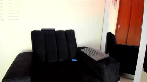 lace_victoria online show from 9, 3, 2025