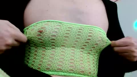 Lacey Phoenix online show from 18, 3, 2026