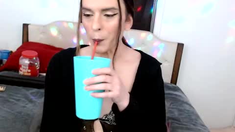 Lacey Phoenix online show from 20, 3, 2026